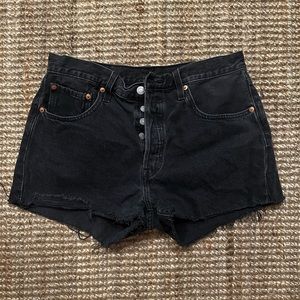 LEVIS 501 Original Cutoff Shorts in Lunar Black